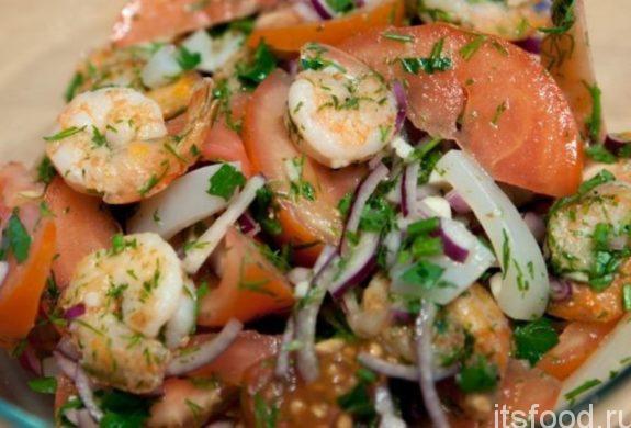 Салат из морепродуктов и овощей
