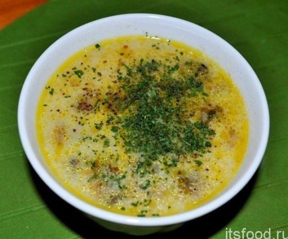 Суп из плавленного сыра с зеленью