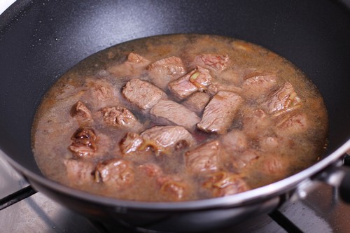 5 ошибок, которые часто допускают при готовке тушеного мяса