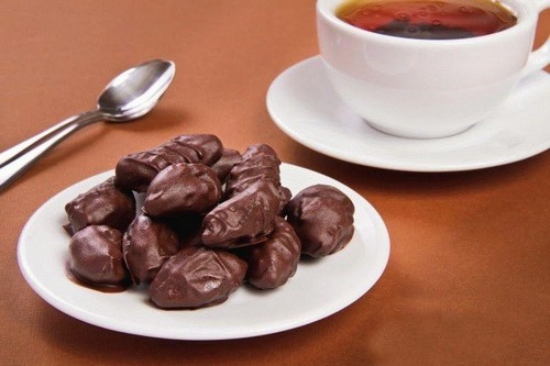 Домашние конфеты из сухофруктов: 4 рецепта