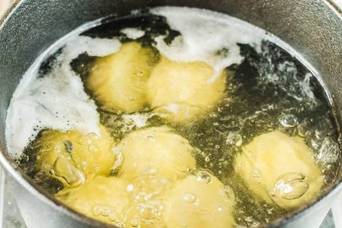 5 способов сделать отварной картофель вкуснее