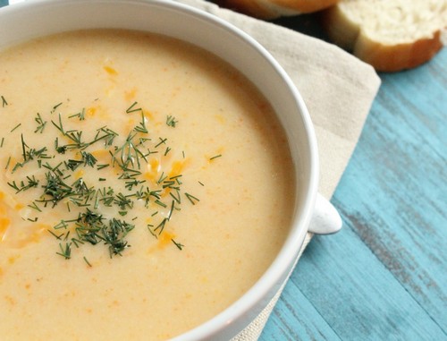 Пальчики оближешь – сырный крем-суп с молодым картофелем