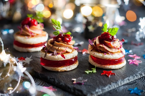 Закусочные пирожные к новогоднему столу на год Быка: 4 интересных рецепта