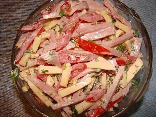 4 легких салата с крабовым мясом на новогодний стол в год Быка