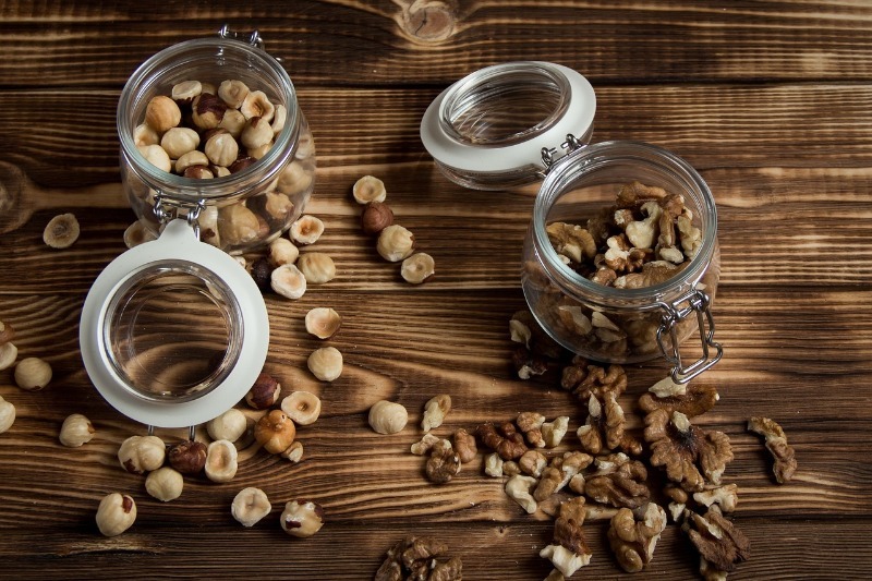 Зачем и как правильно замачивать орехи перед тем, как их готовить
