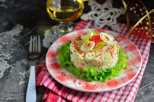Новогодний салат с мясом криля: 3 рецепта к встрече года Быка